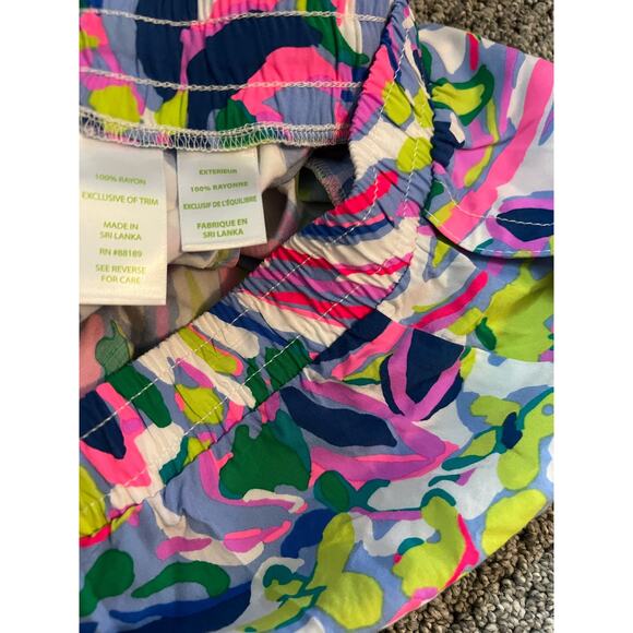 Lilly Pulitzer women's Katia Shorts Havin a Blast Size small Rayon Colorful Pink - Picture 4 of 8